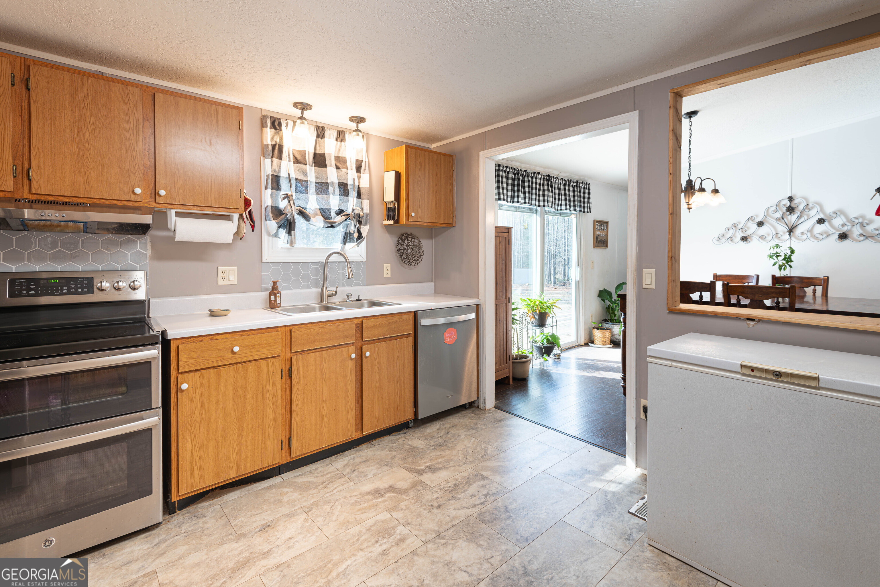 161 Cherokee Trail Forsyth GA 31029