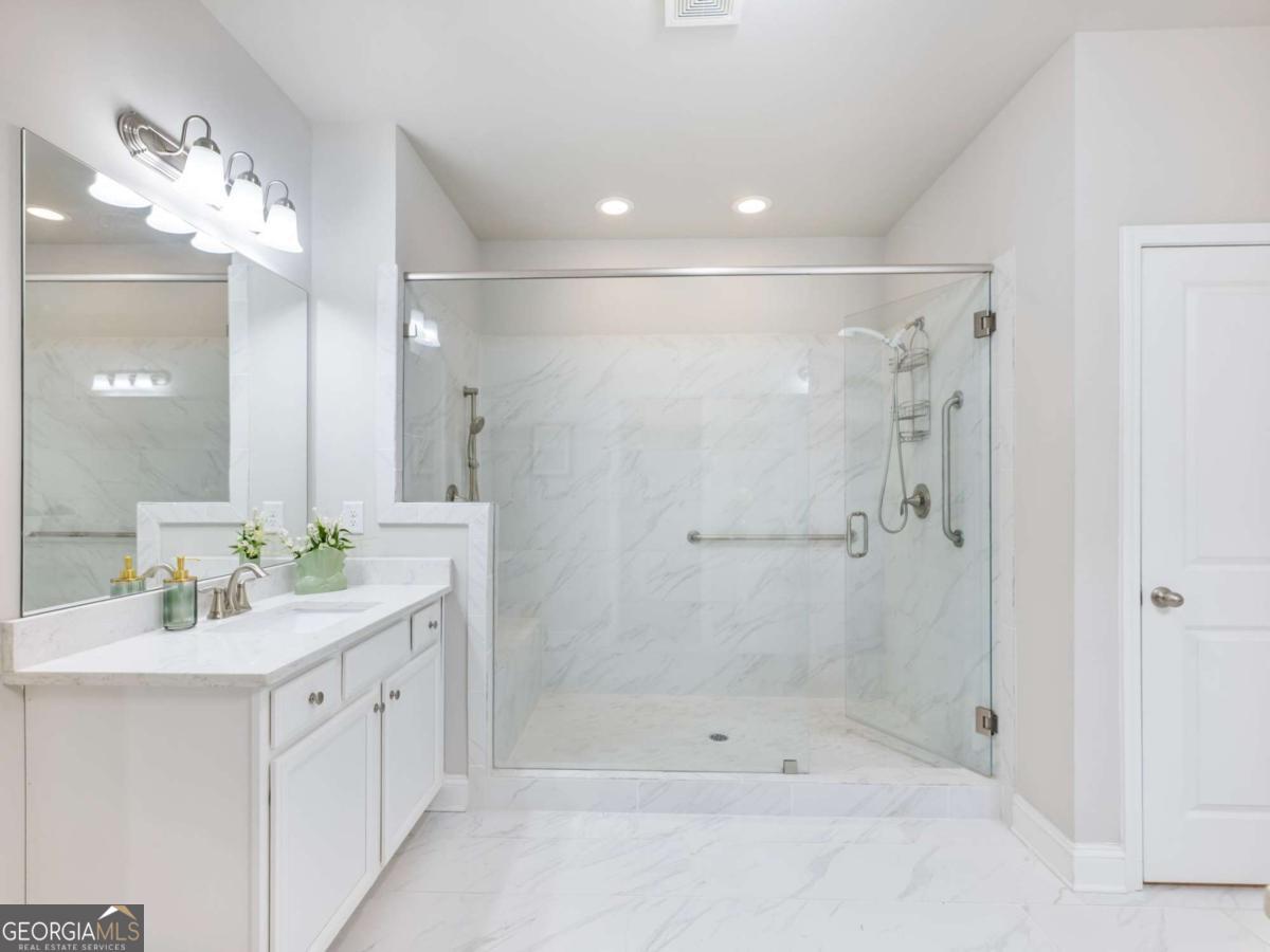 7174 Boathouse Way Flowery Branch GA 30542