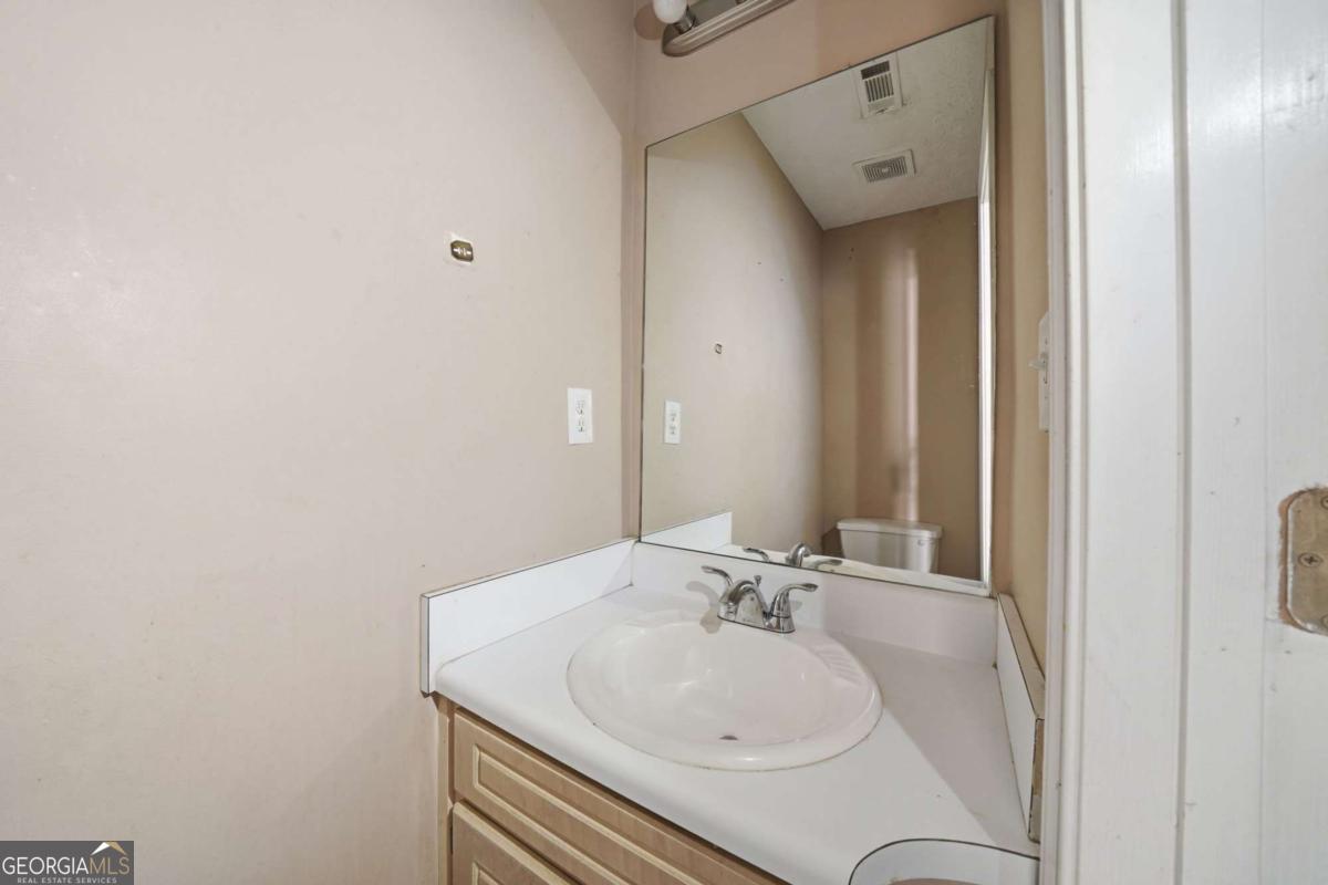 3785 Soapstone Road Decatur GA 30034