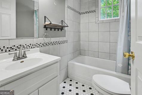 681 Old 441 South Clayton GA 30525