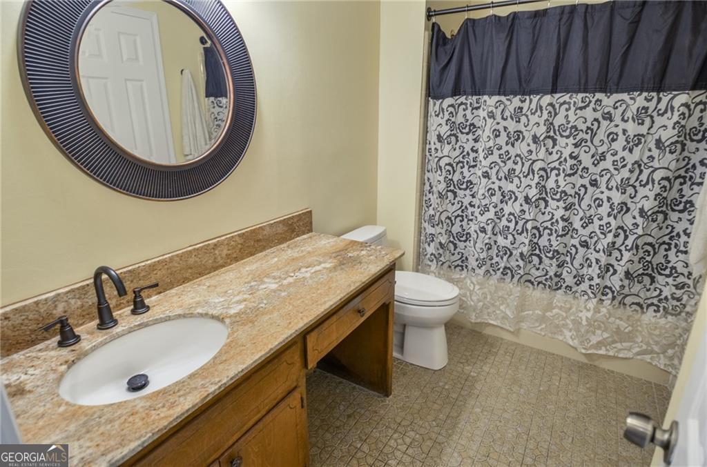 2144 Masonwood Circle Snellville GA 30078
