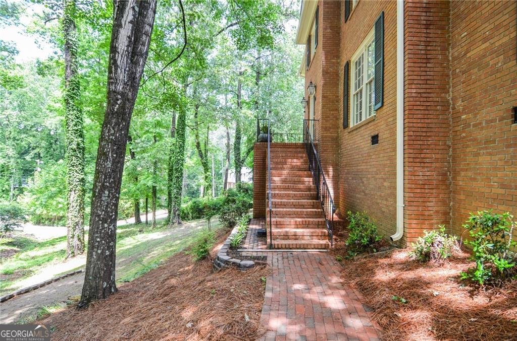 2144 Masonwood Circle Snellville GA 30078