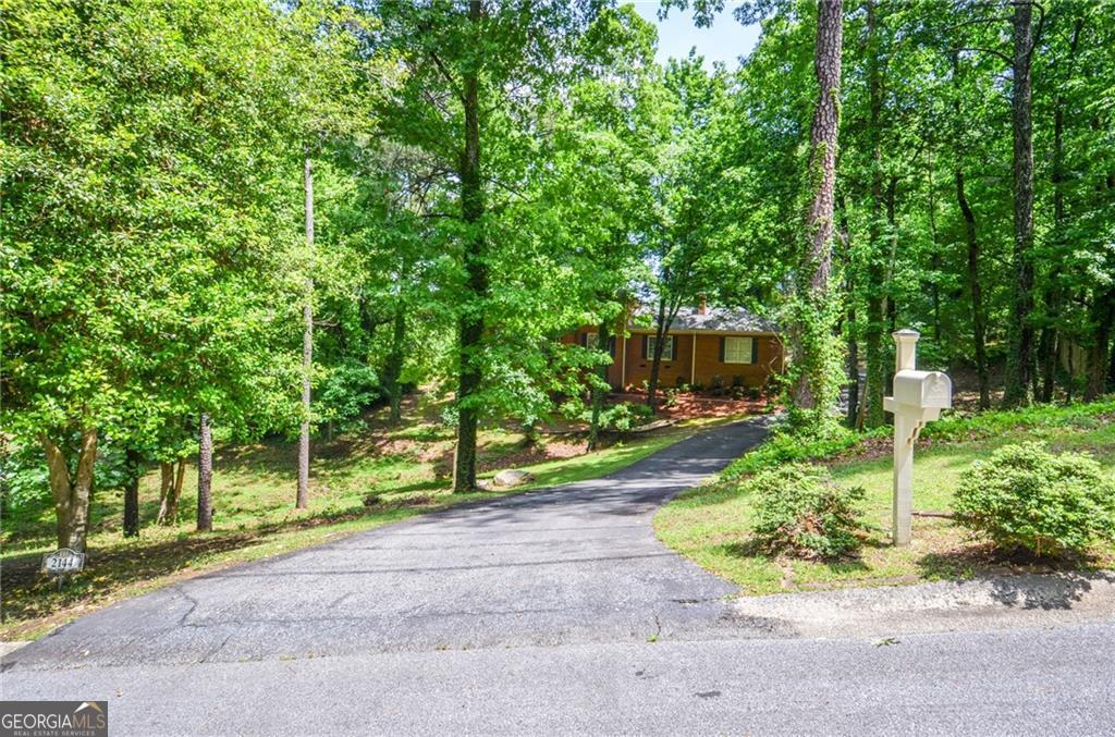 2144 Masonwood Circle Snellville GA 30078