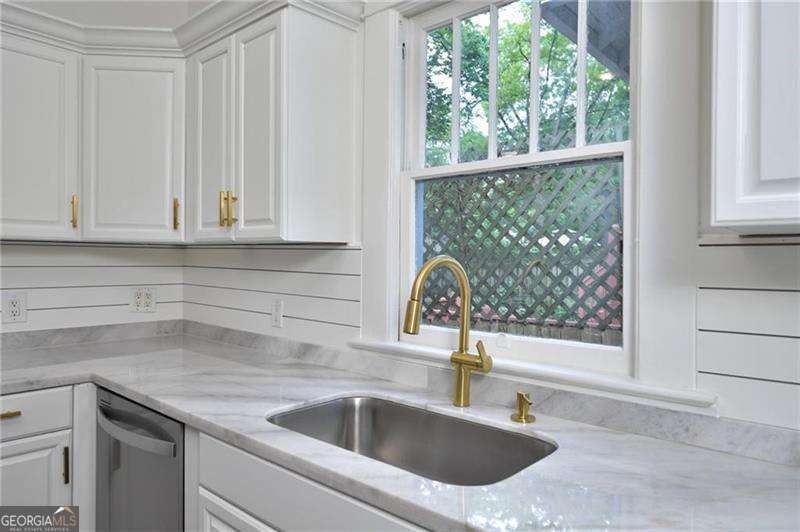 1259 Mclendon Avenue NE Atlanta GA 30307