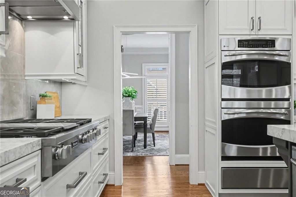 225 Farmbrooke Court Atlanta GA 30350