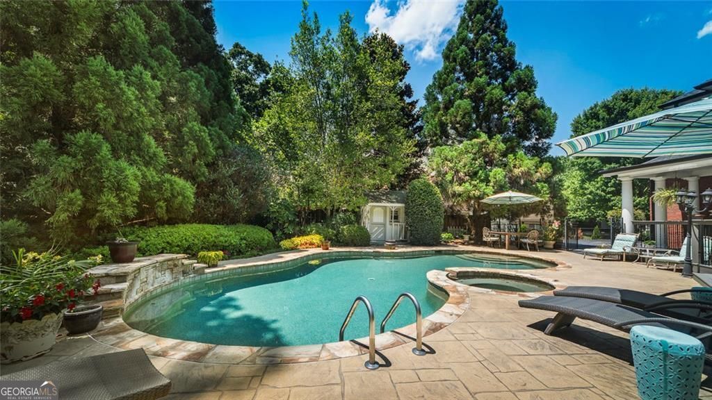 225 Farmbrooke Court Atlanta GA 30350