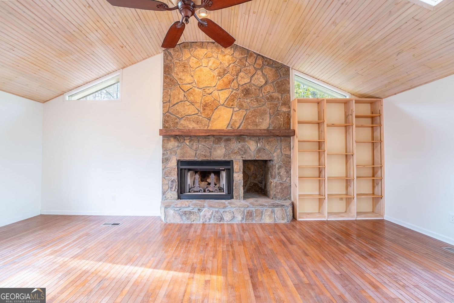 1546 Woodbrier Sautee Nacoochee GA 30571