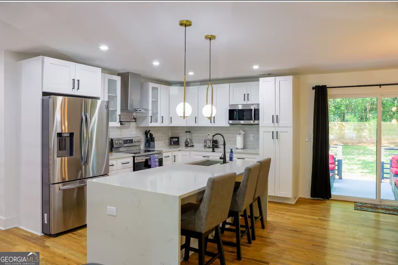 280 W Lake Drive NW Atlanta GA 30314