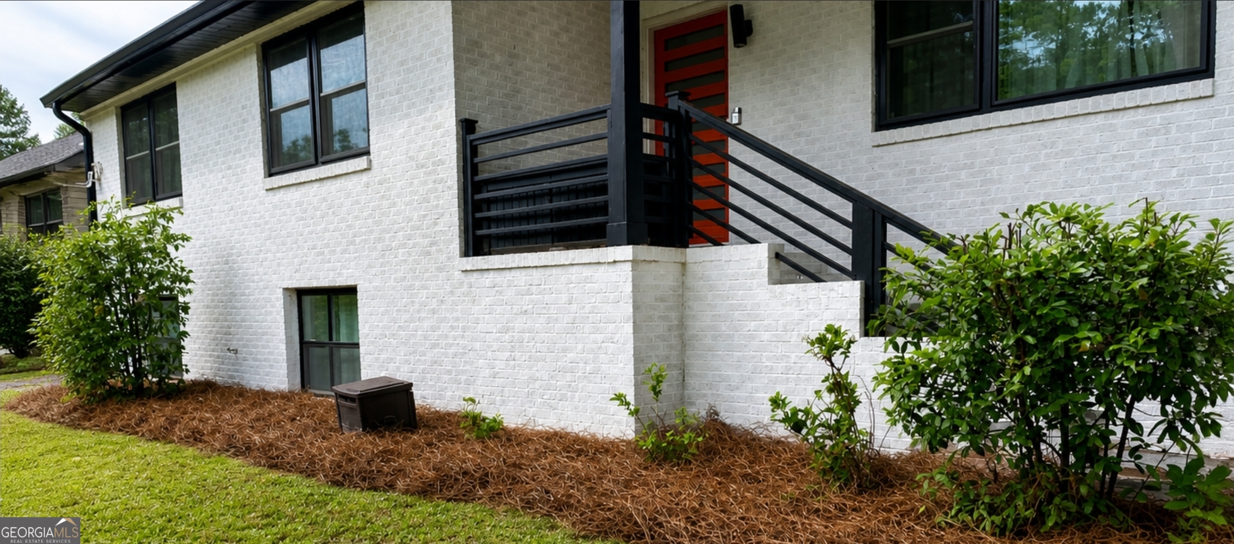 280 W Lake Drive NW Atlanta GA 30314