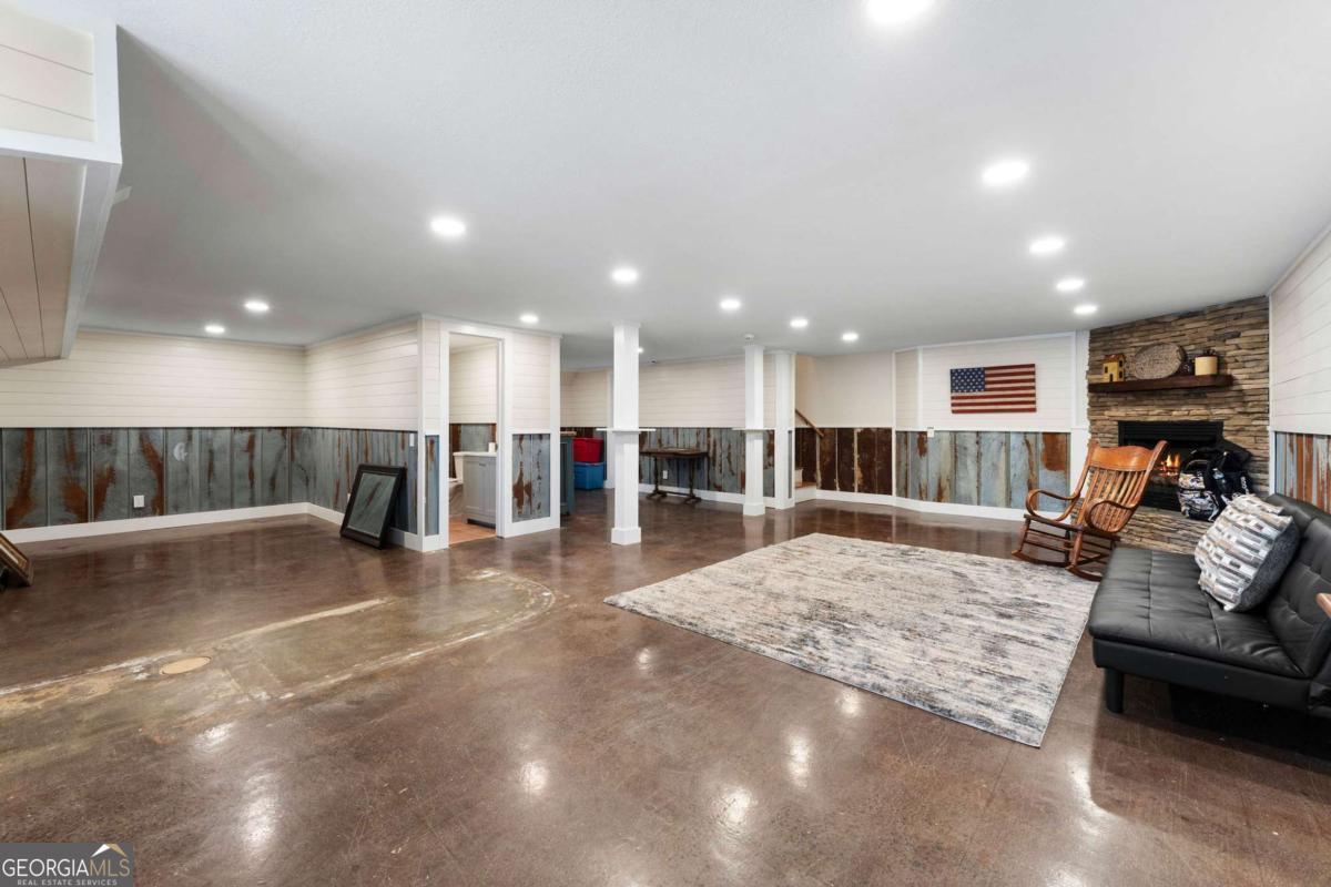 2300 Frettiesburg Drive Rockmart GA 30153