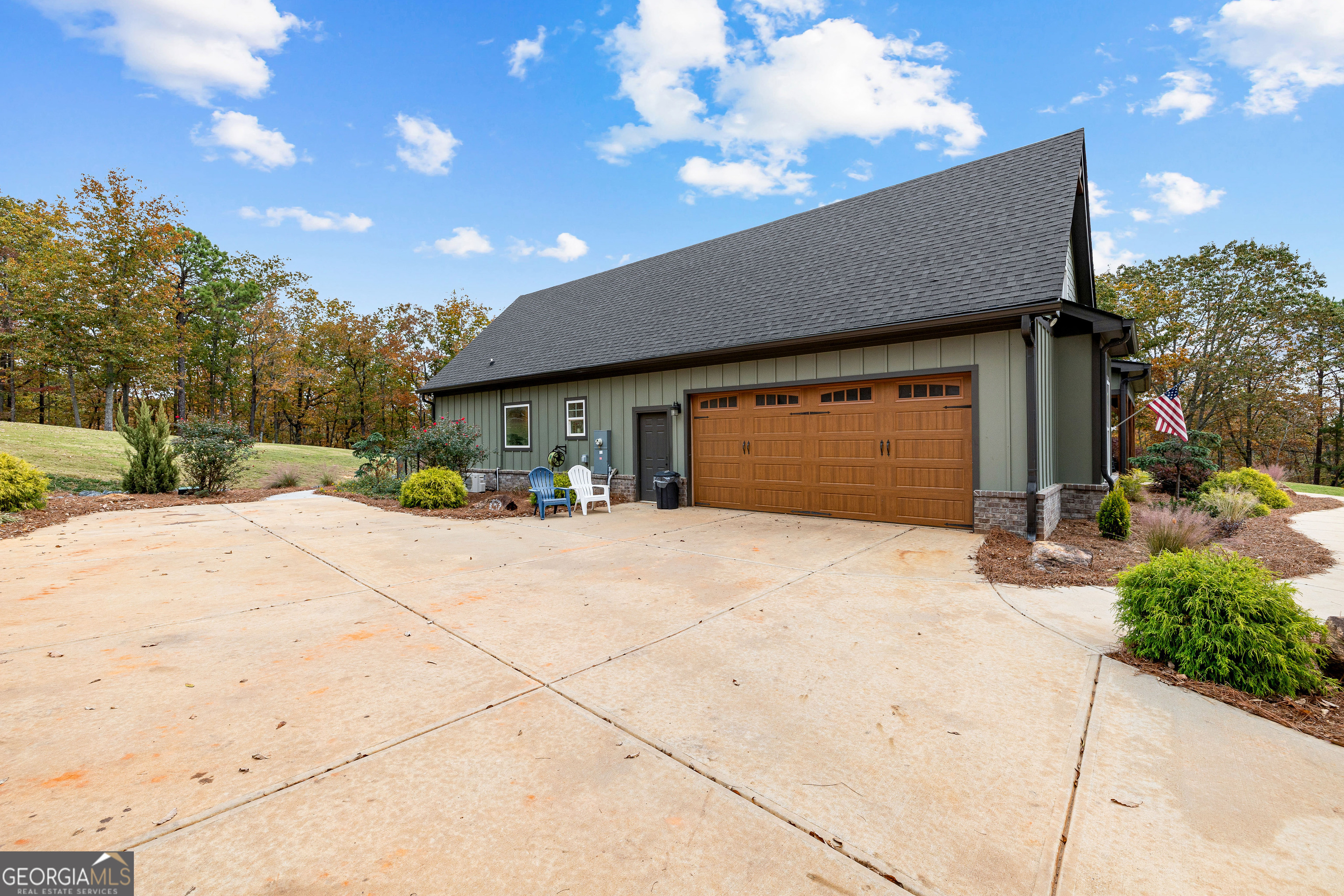 101 Trent Jones Circle Meansville GA 30256
