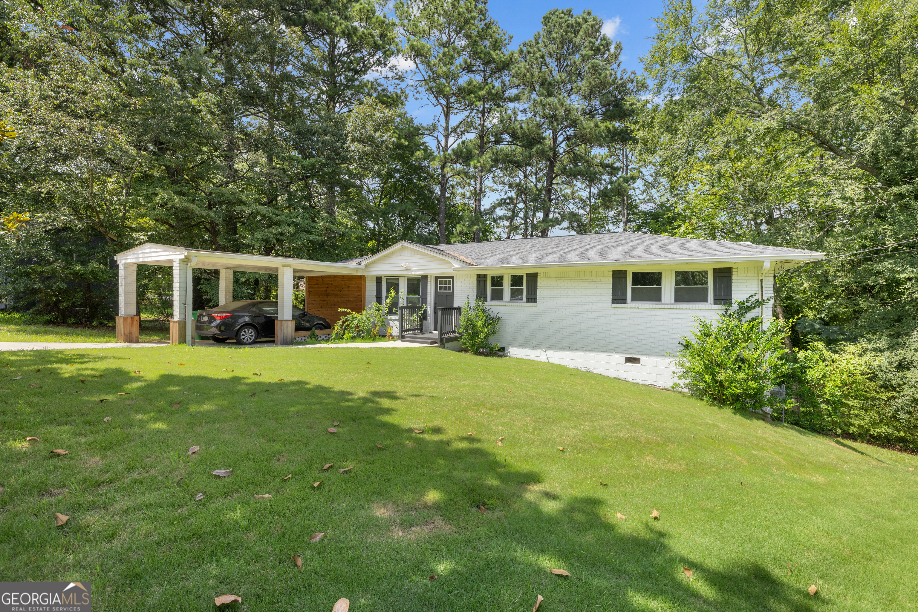 2060 Hallmark Court SE Atlanta GA 30316