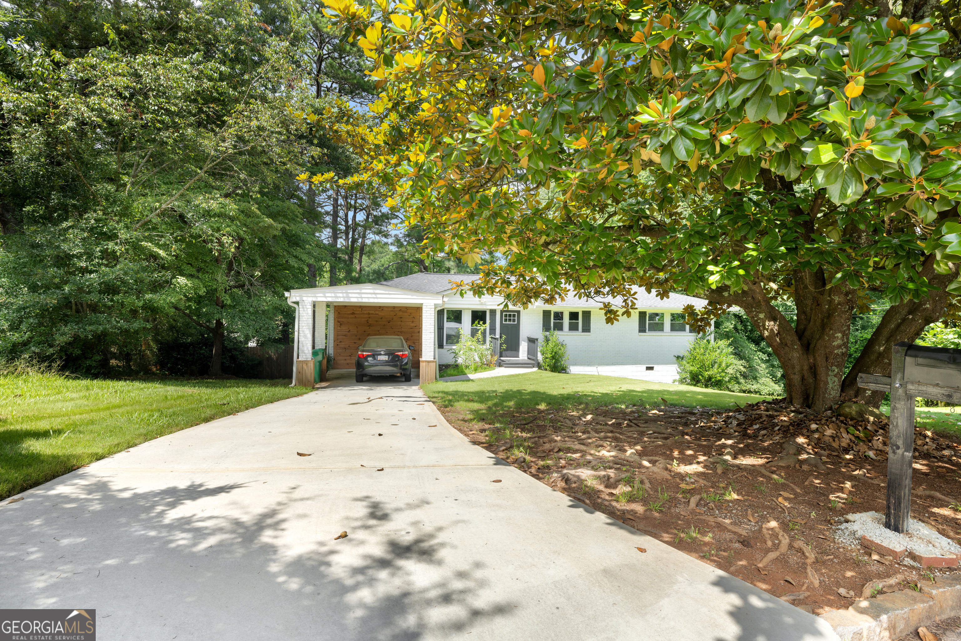 2060 Hallmark Court SE Atlanta GA 30316