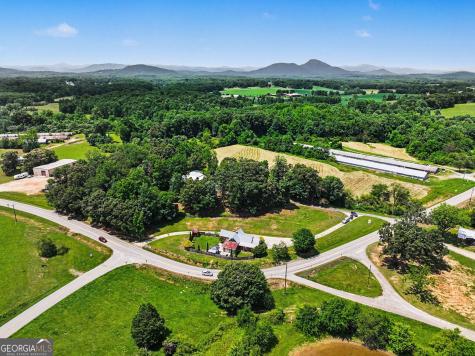 4952 Highway 254 Cleveland GA 30528