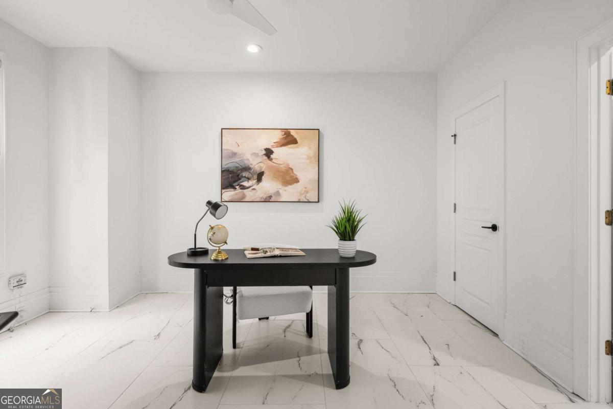 4 Vale Close NE Atlanta GA 30324