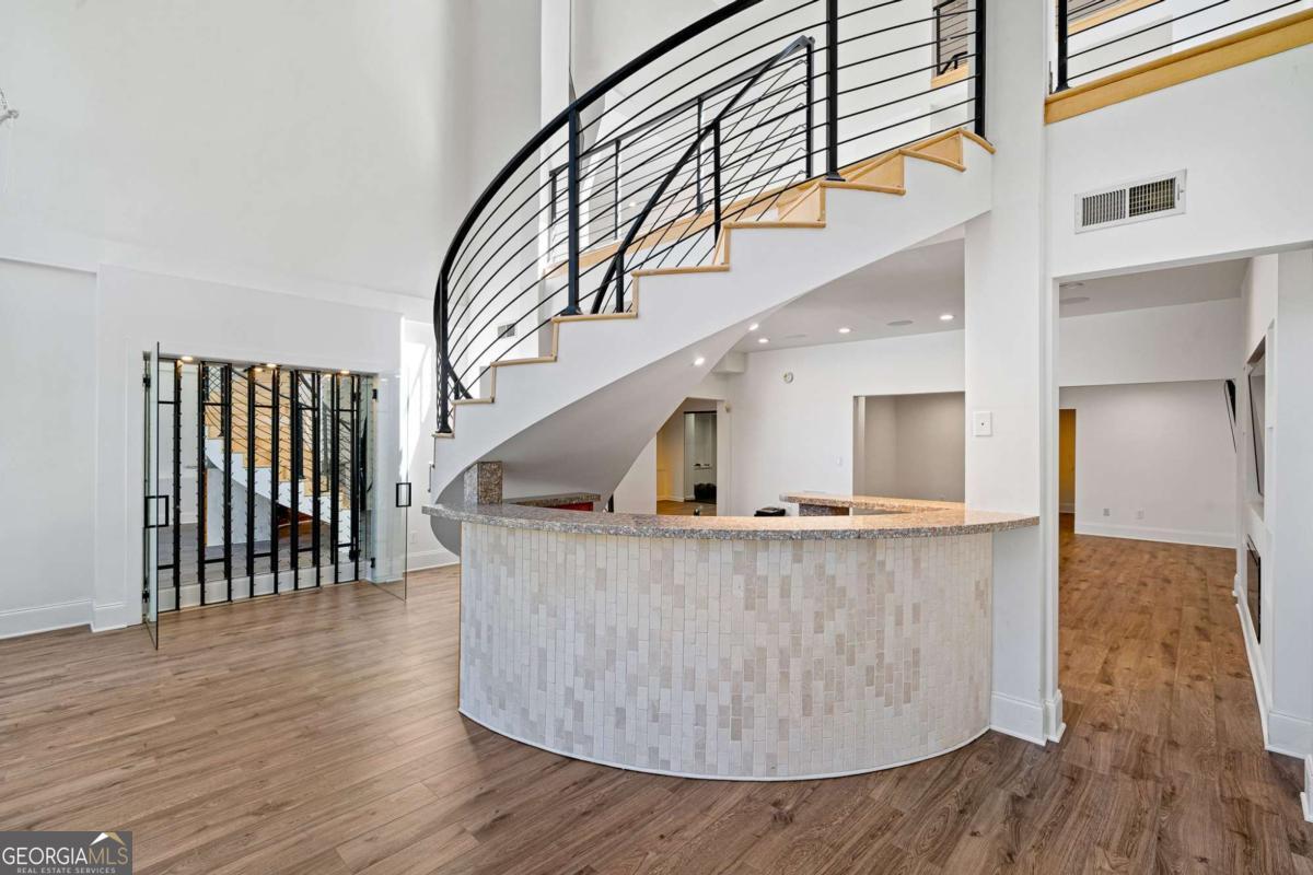 4 Vale Close NE Atlanta GA 30324