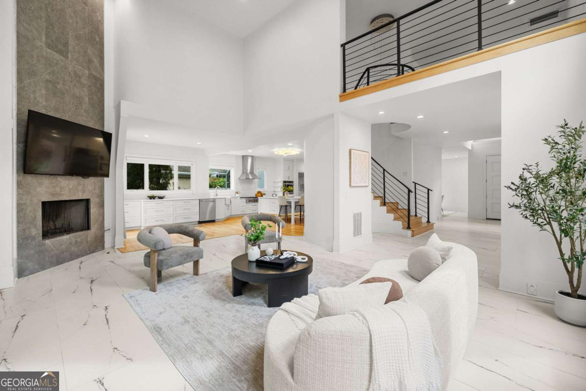 4 Vale Close NE Atlanta GA 30324