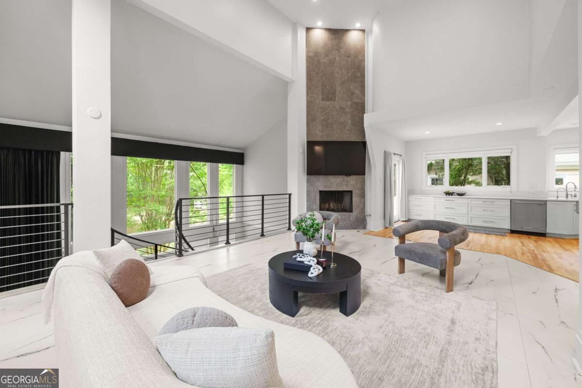 4 Vale Close NE Atlanta GA 30324
