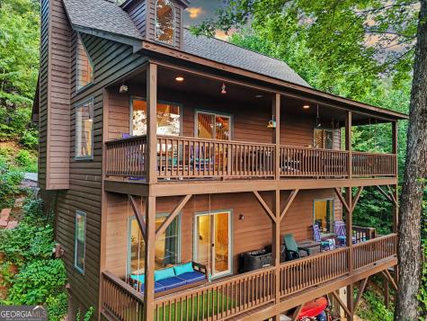 331 Camelot Trail Clayton GA 30525