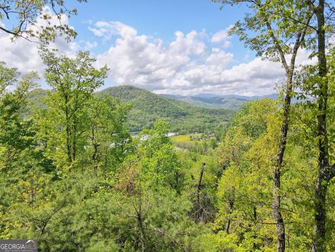 331 Camelot Trail Clayton GA 30525