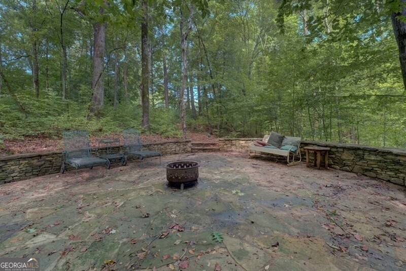 119 Shoals Point NW Eatonton GA 31024