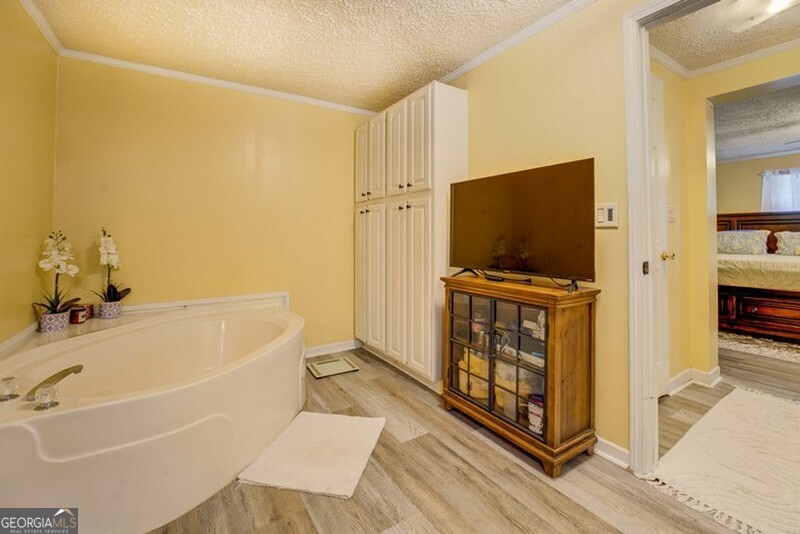119 Shoals Point NW Eatonton GA 31024