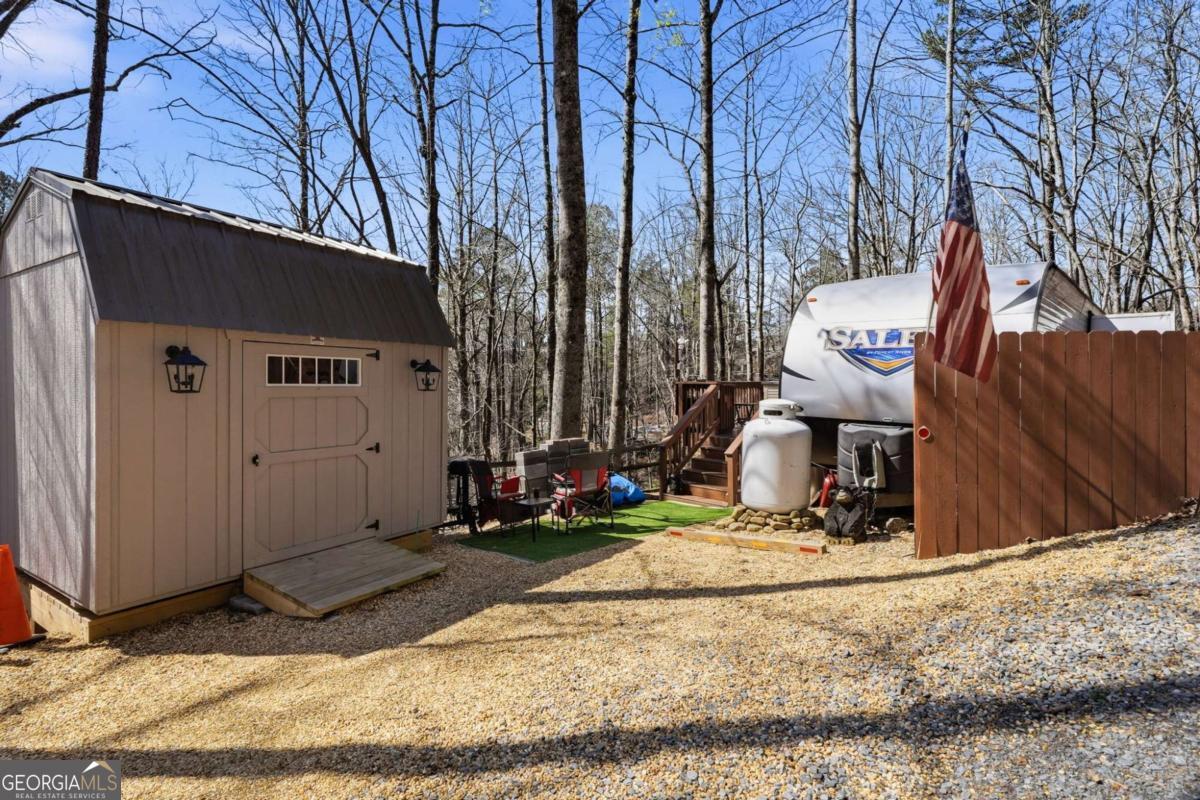 40 9th Street Ellijay GA 30540