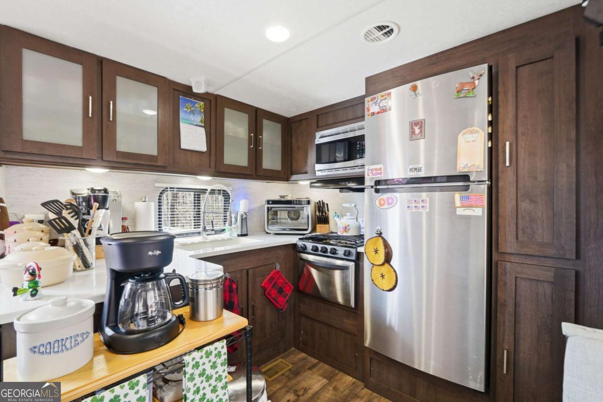 40 9th Street Ellijay GA 30540