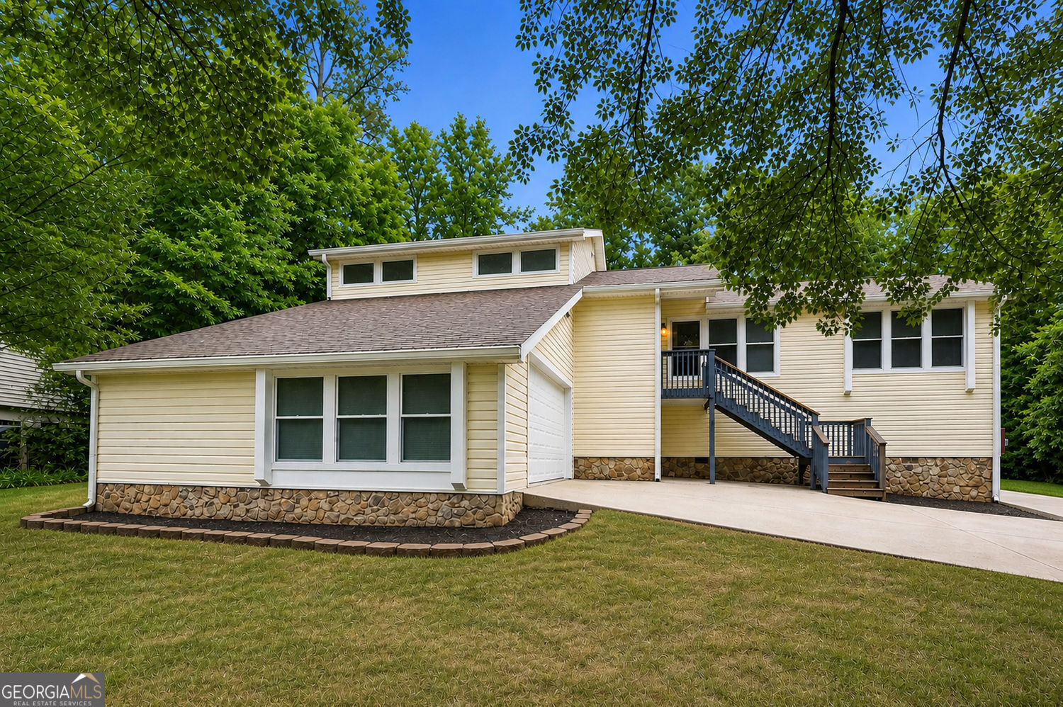 1920 Oakleaf Lane Lithia Springs GA 30122