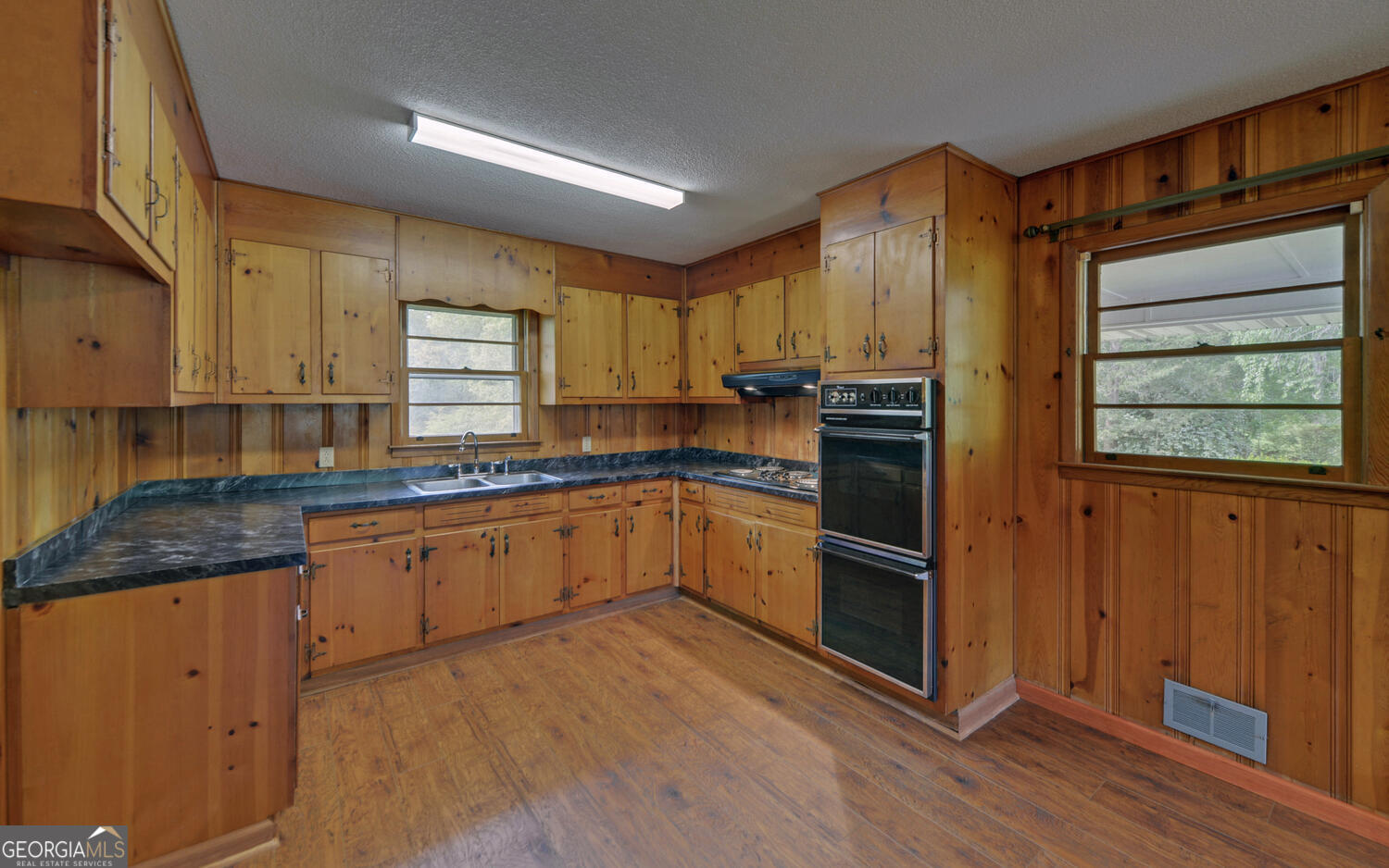 586 Collins Road Toccoa GA 30577