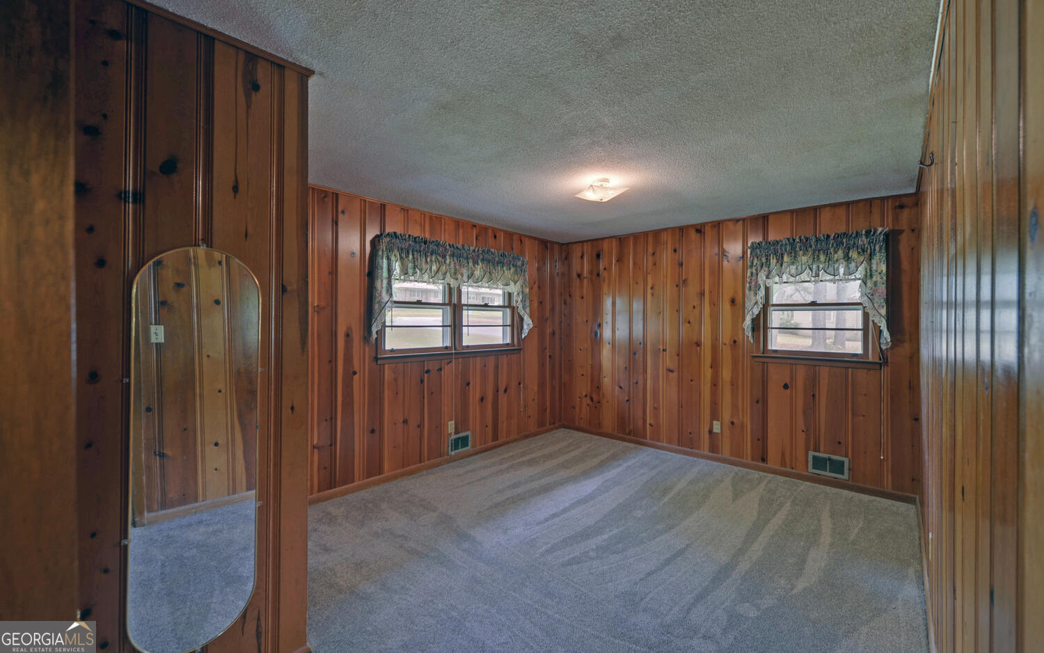 586 Collins Road Toccoa GA 30577
