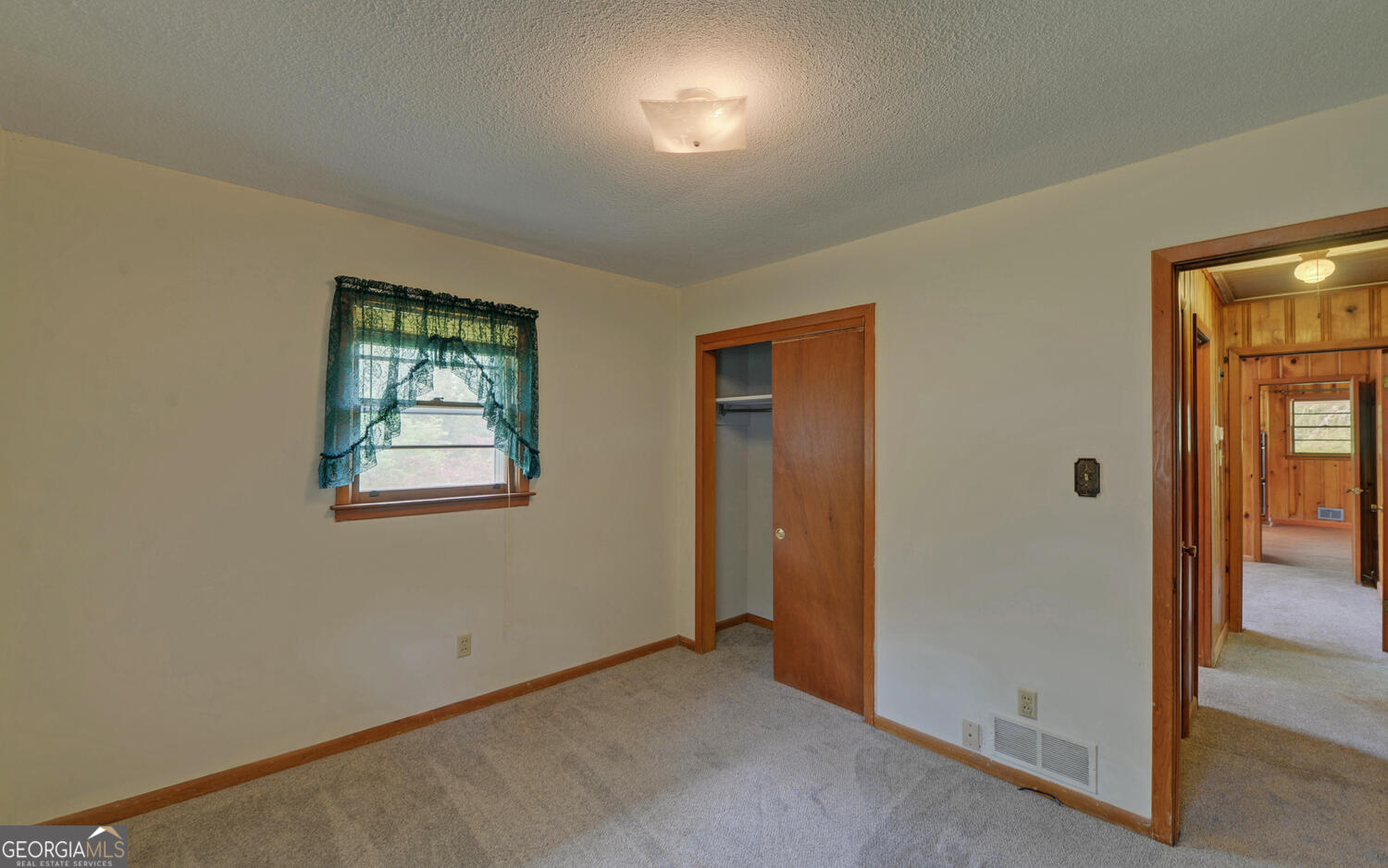 586 Collins Road Toccoa GA 30577