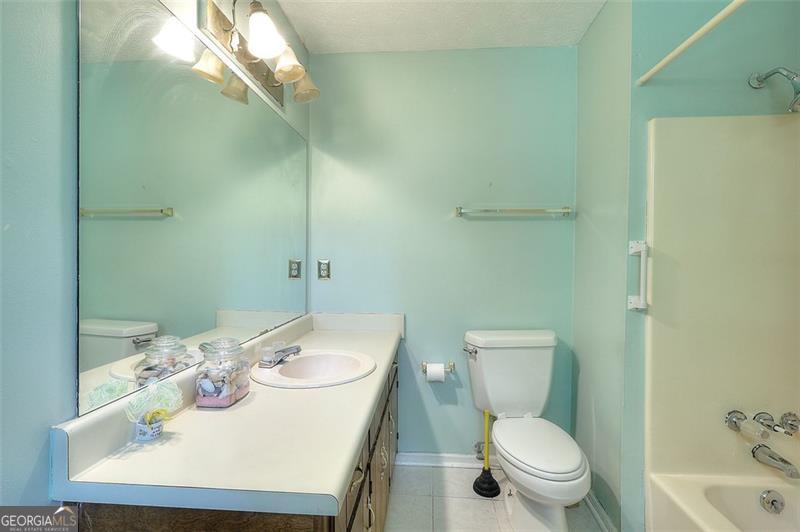 4596 Mossy Lane Lilburn GA 30047