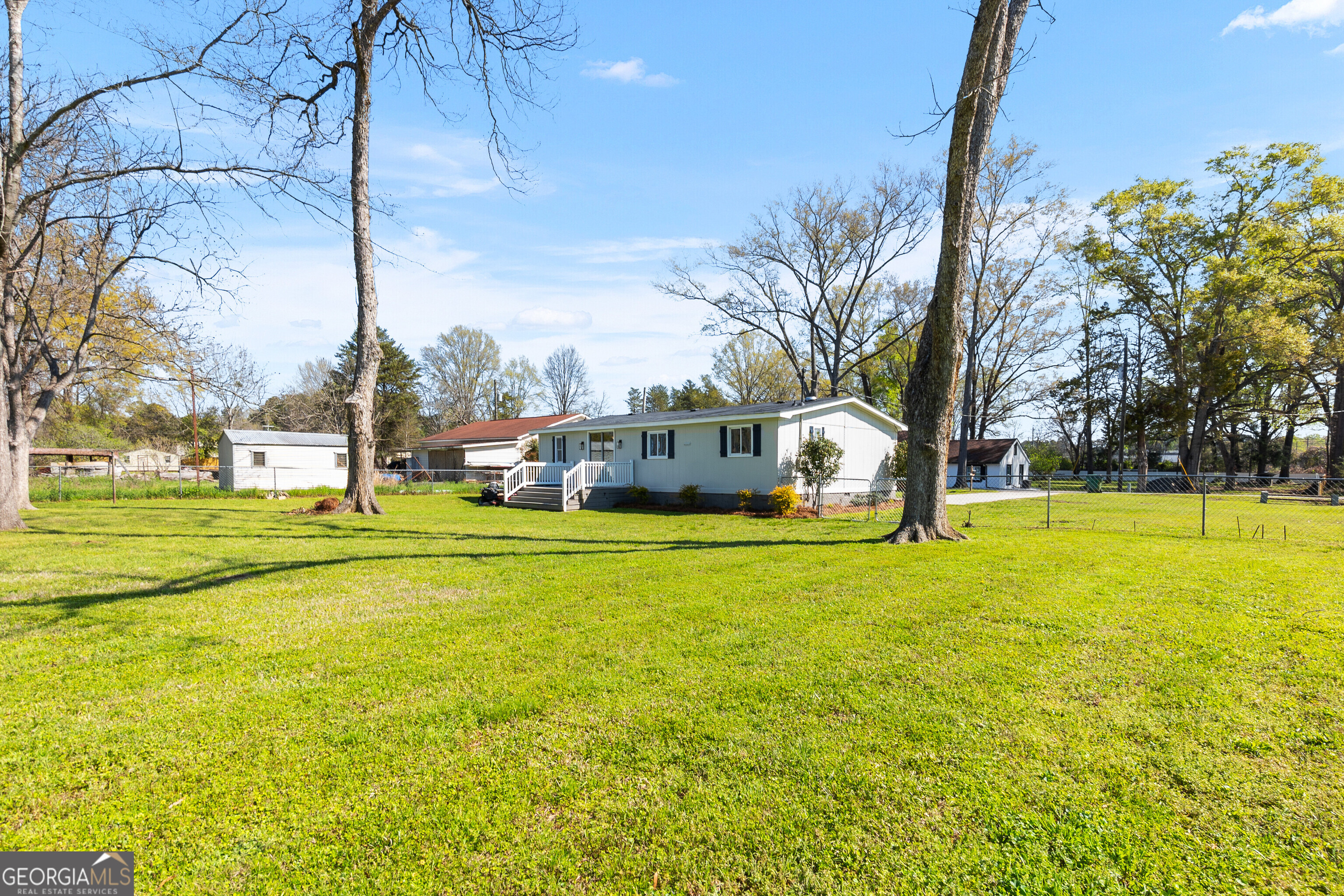 129 Walnut Street Bonaire GA 31005