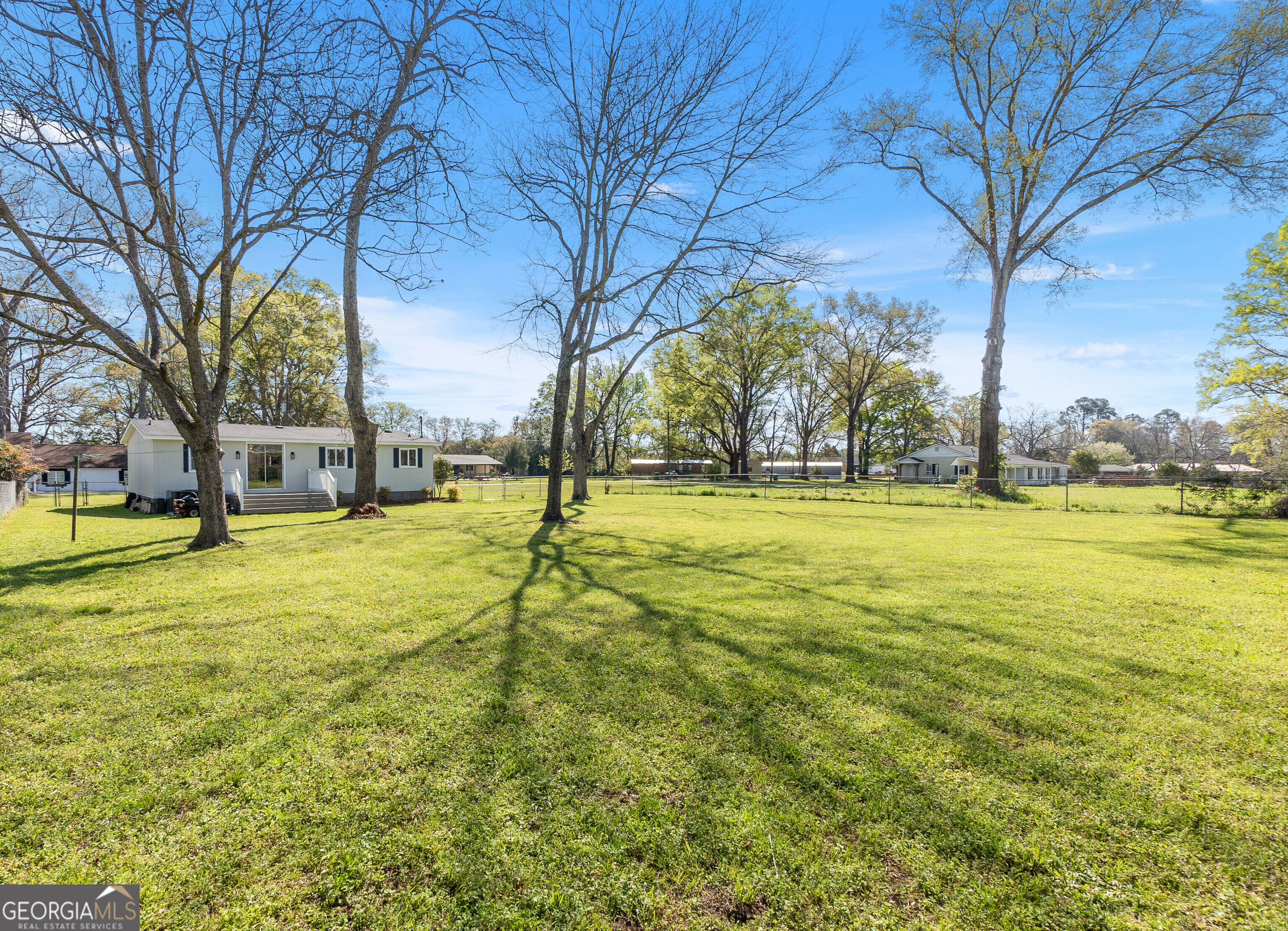 129 Walnut Street Bonaire GA 31005