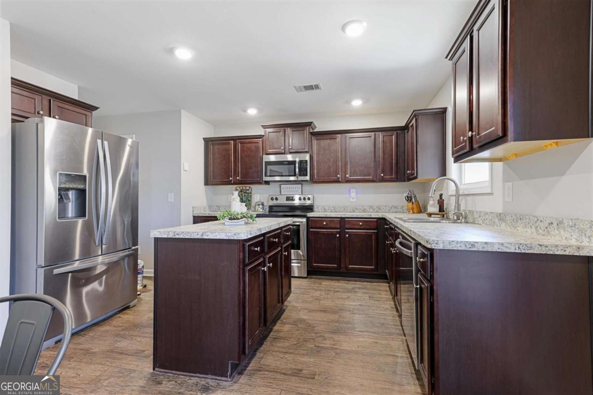 43 Pamela Way Dallas GA 30157