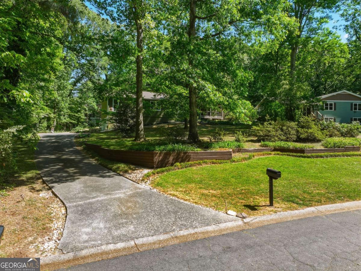 242 Lake Somerset Drive NW Marietta GA 30064