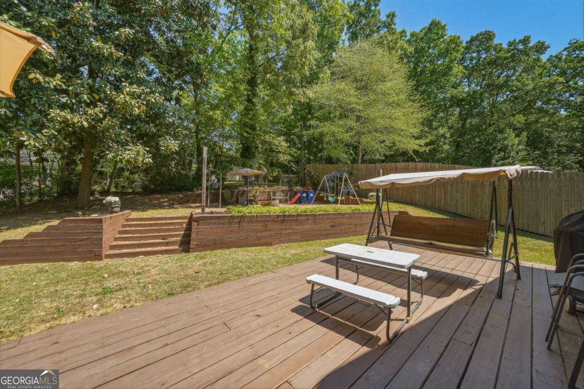 242 Lake Somerset Drive NW Marietta GA 30064