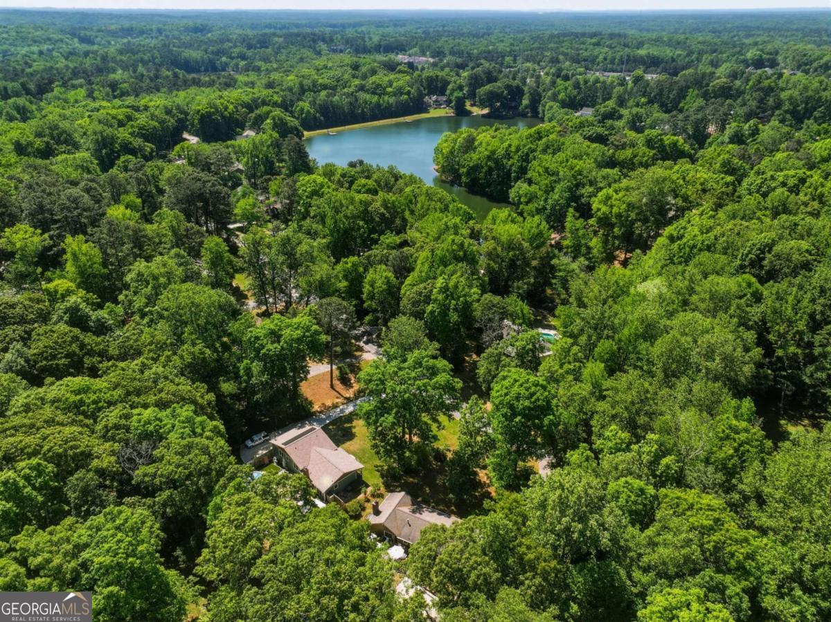 242 Lake Somerset Drive NW Marietta GA 30064