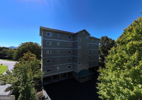 121 River Street Hiawassee GA 30546