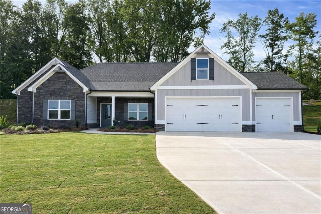 60 Barnwood Pointe Dallas GA 30132