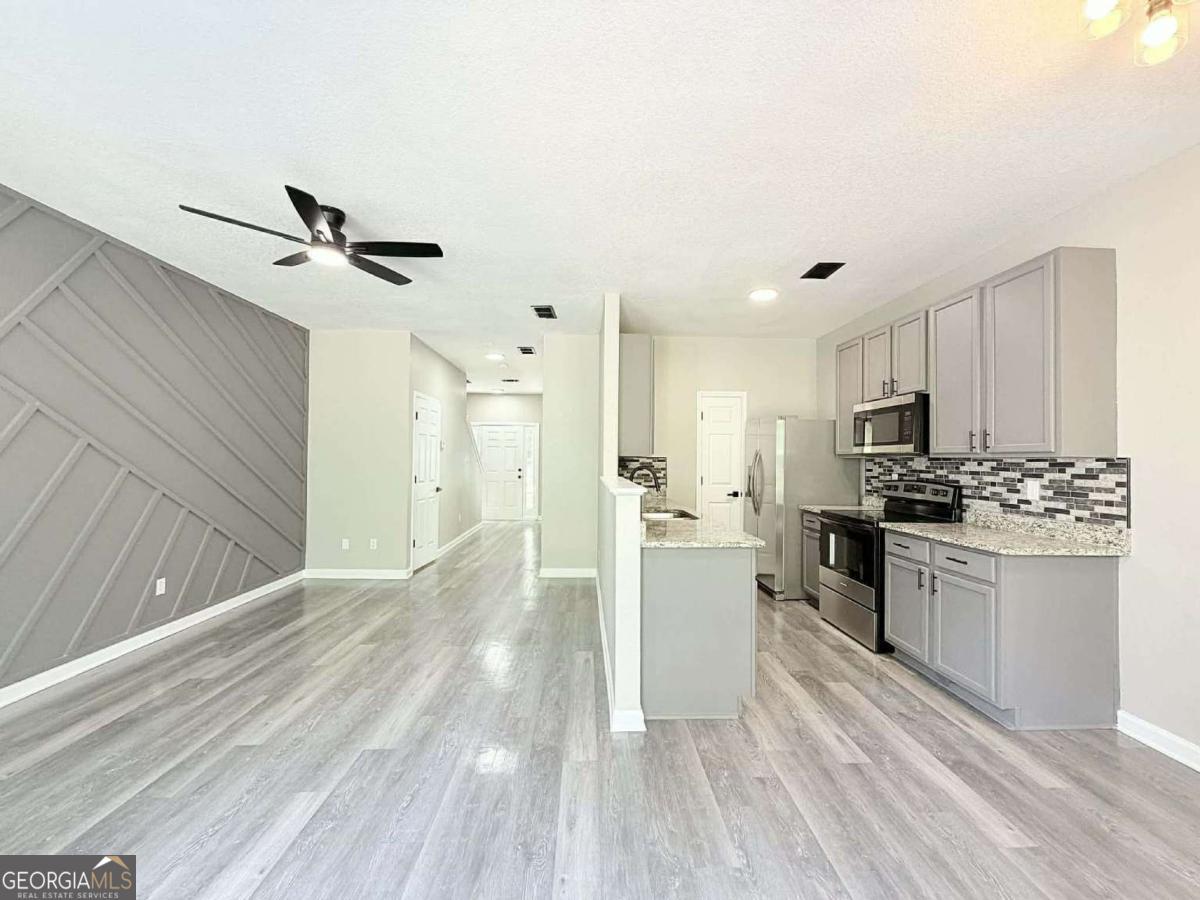 168 Brookview Drive Riverdale GA 30274