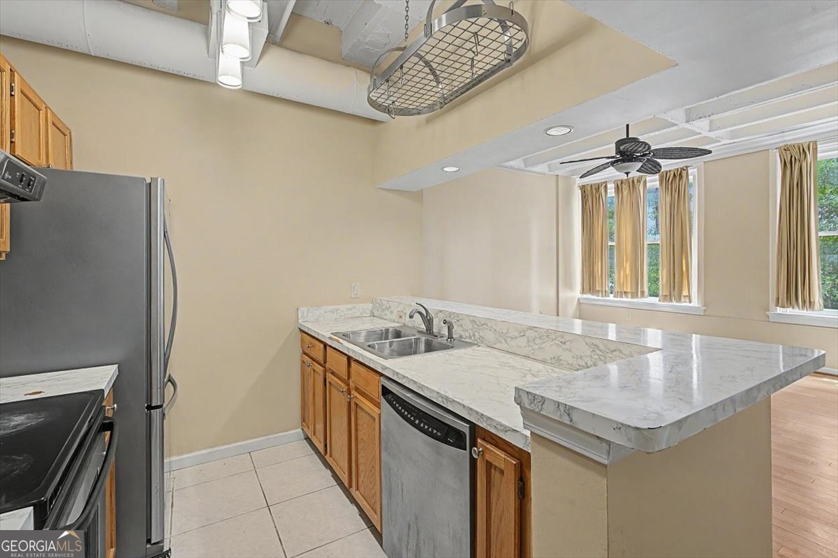 32 Peachtree Street NW Atlanta GA 30303