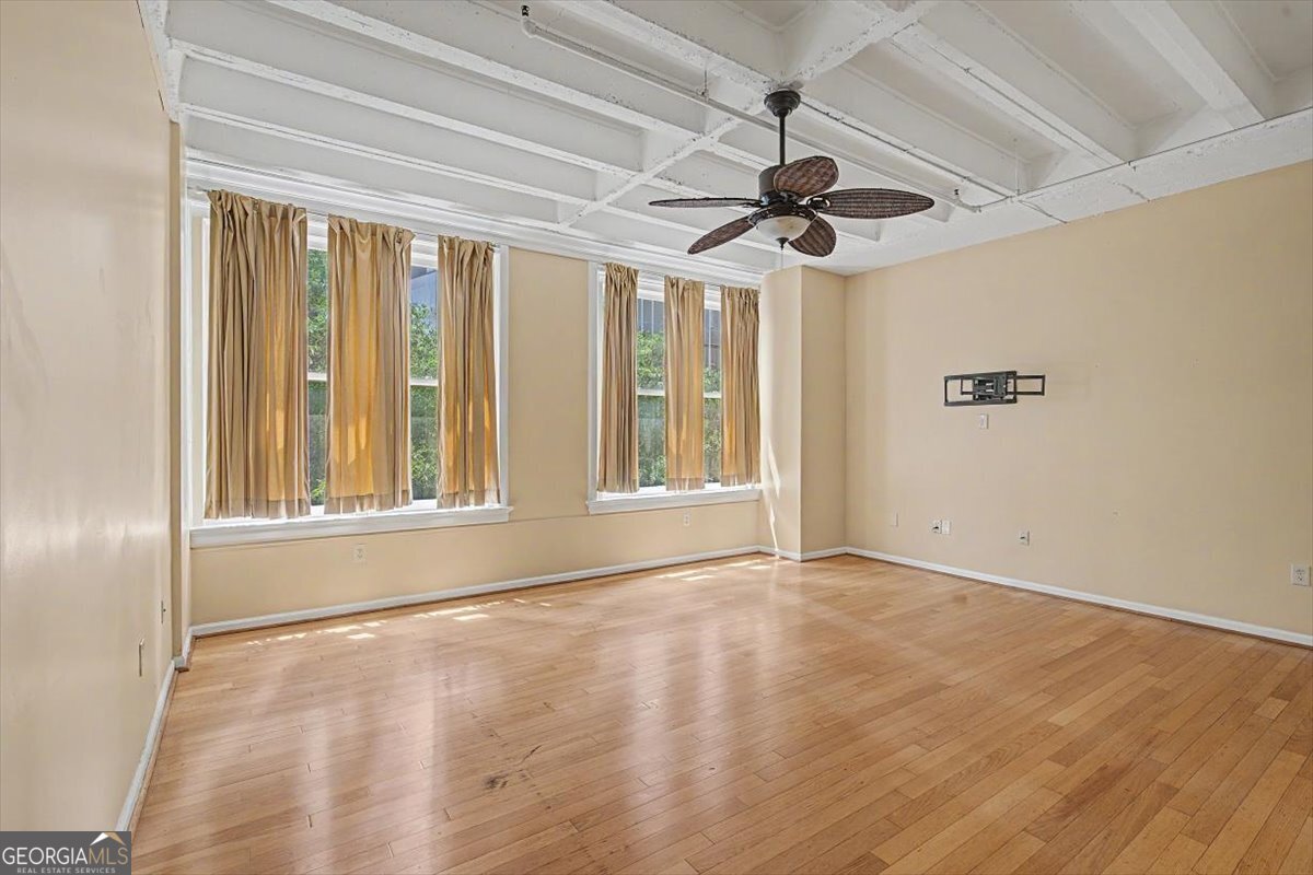 32 Peachtree Street NW Atlanta GA 30303
