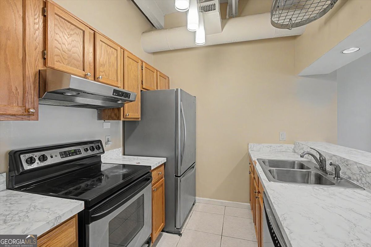 32 Peachtree Street NW Atlanta GA 30303
