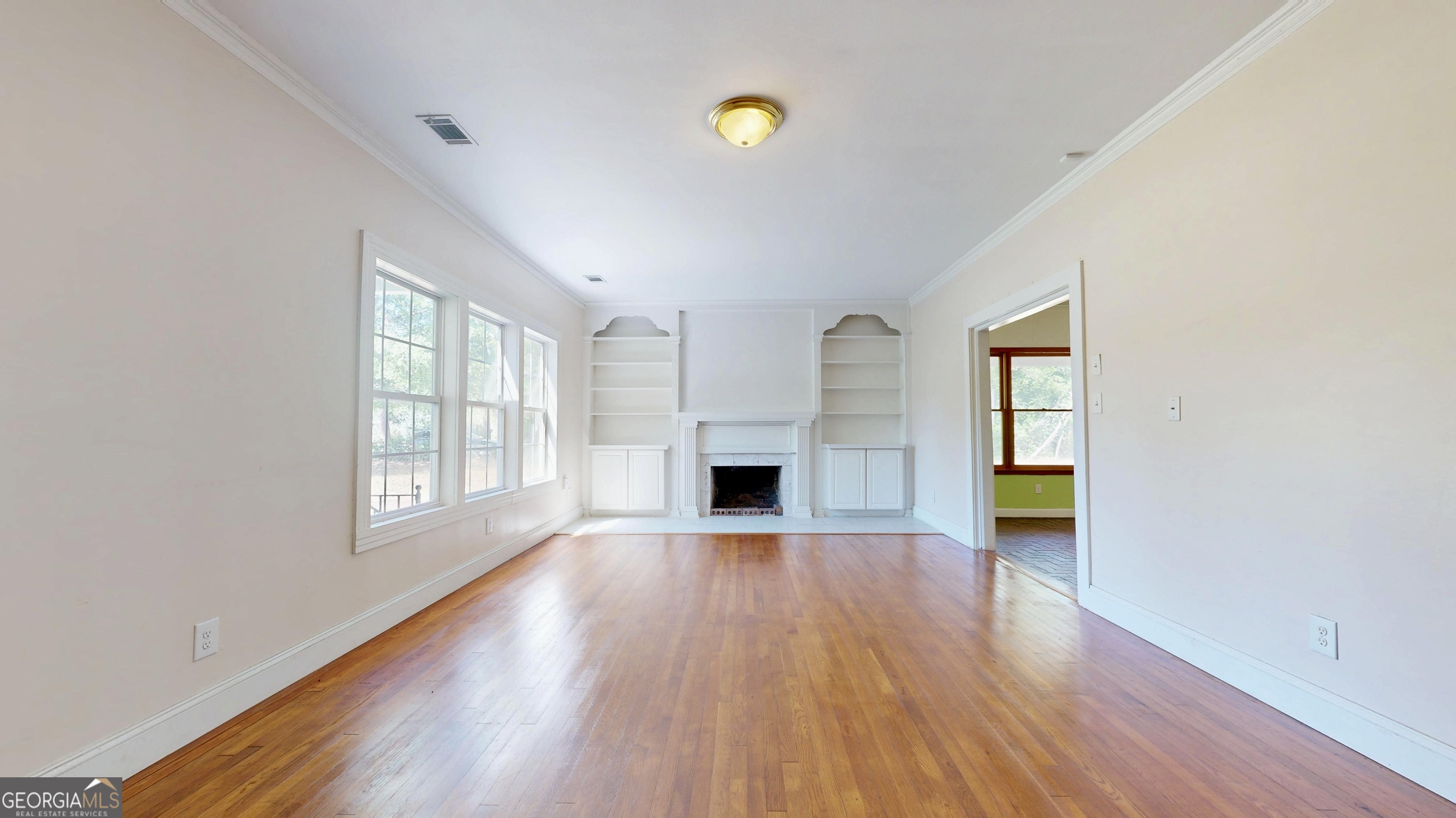 1005 Seminole Trail Waycross GA 31501