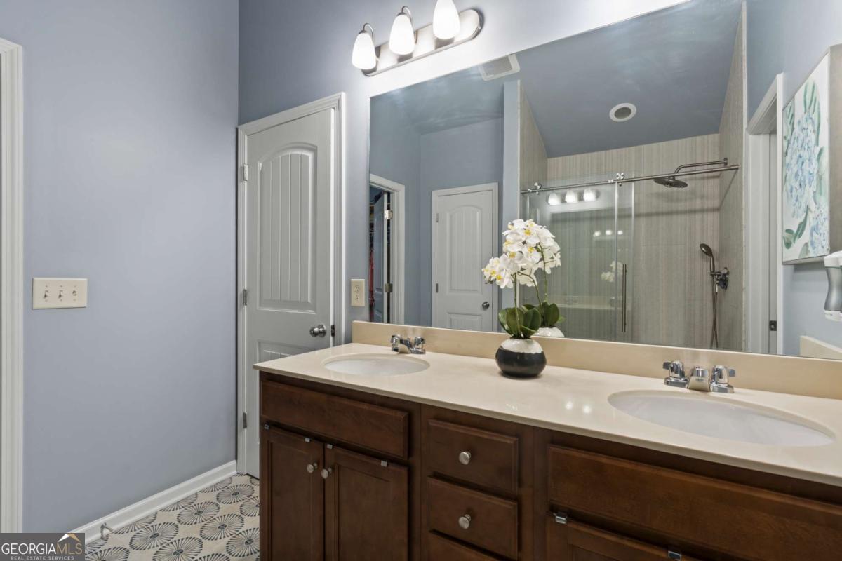 1013 Water Oak Trace Acworth GA 30102