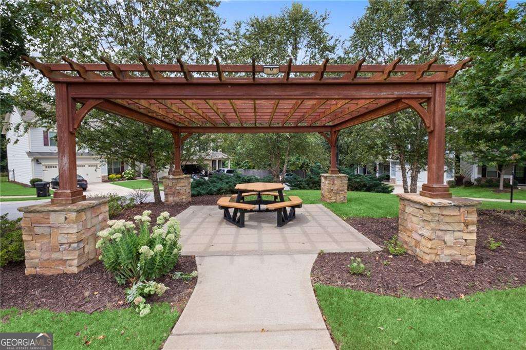 1013 Water Oak Trace Acworth GA 30102