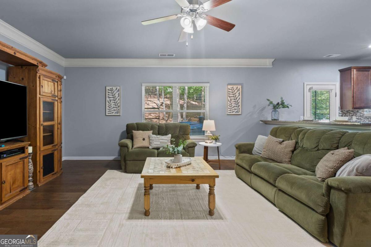 1013 Water Oak Trace Acworth GA 30102