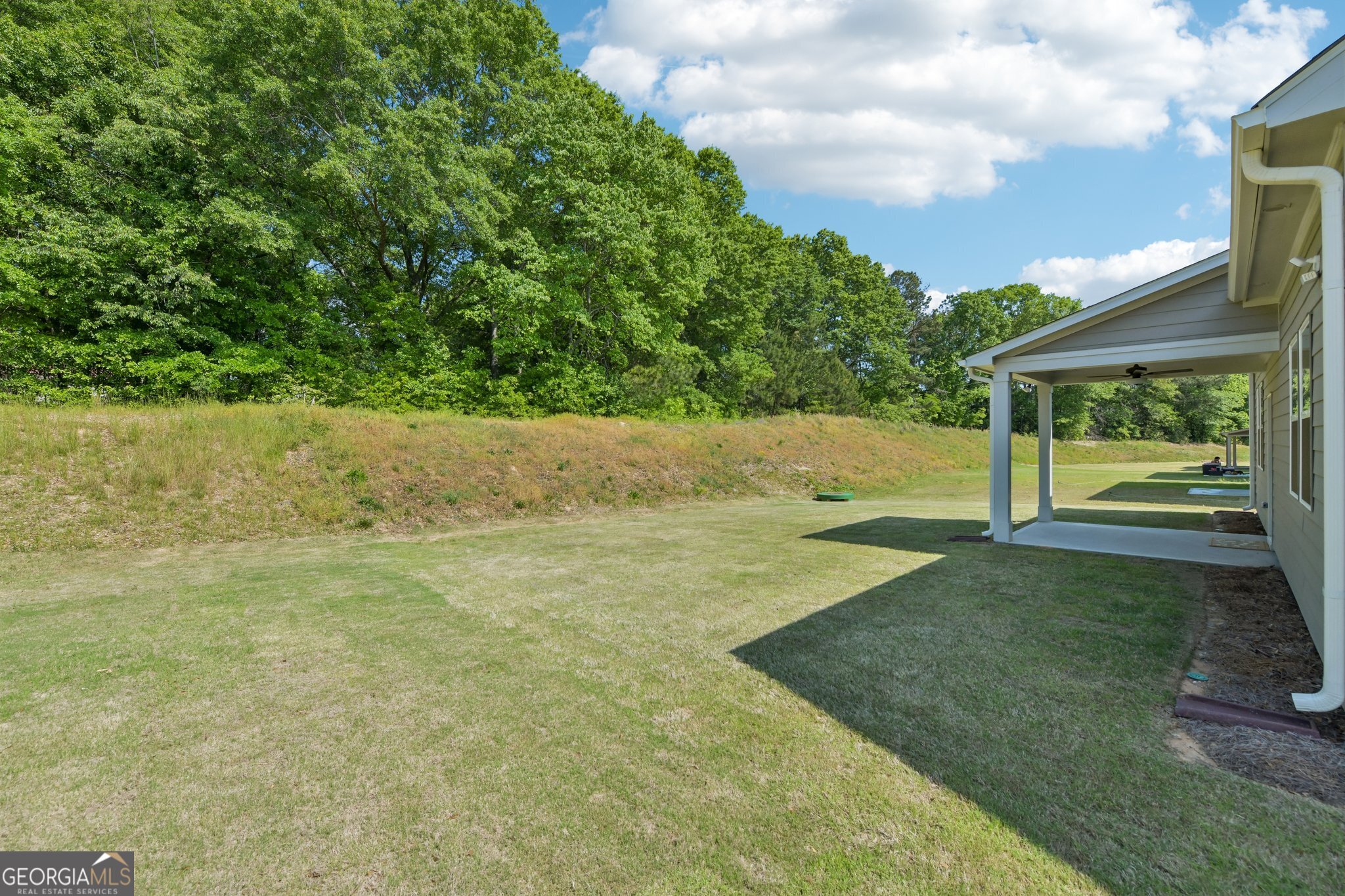1763 Fawlocke Run Loganville GA 30052